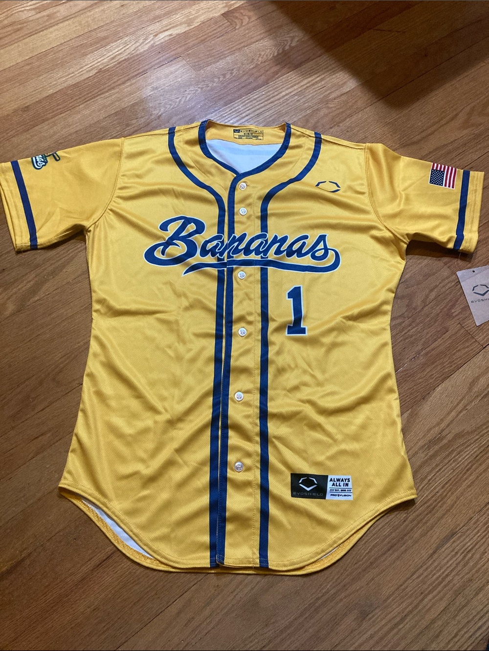 Savannah Bananas Baseball Jersey in Bright Yellow size medium new with tag.